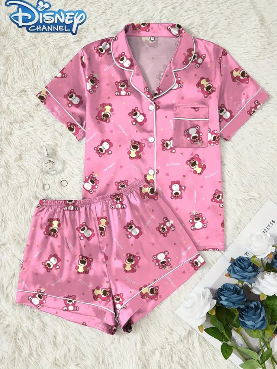 PIJAMA EN SATIN CON ESTAMPADOS ANIMADOS